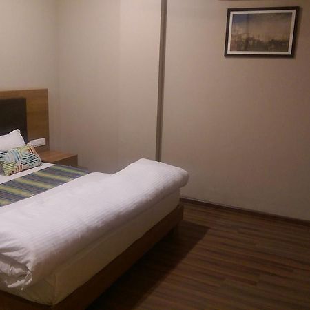 The Premier Hotel 코타 외부 사진
