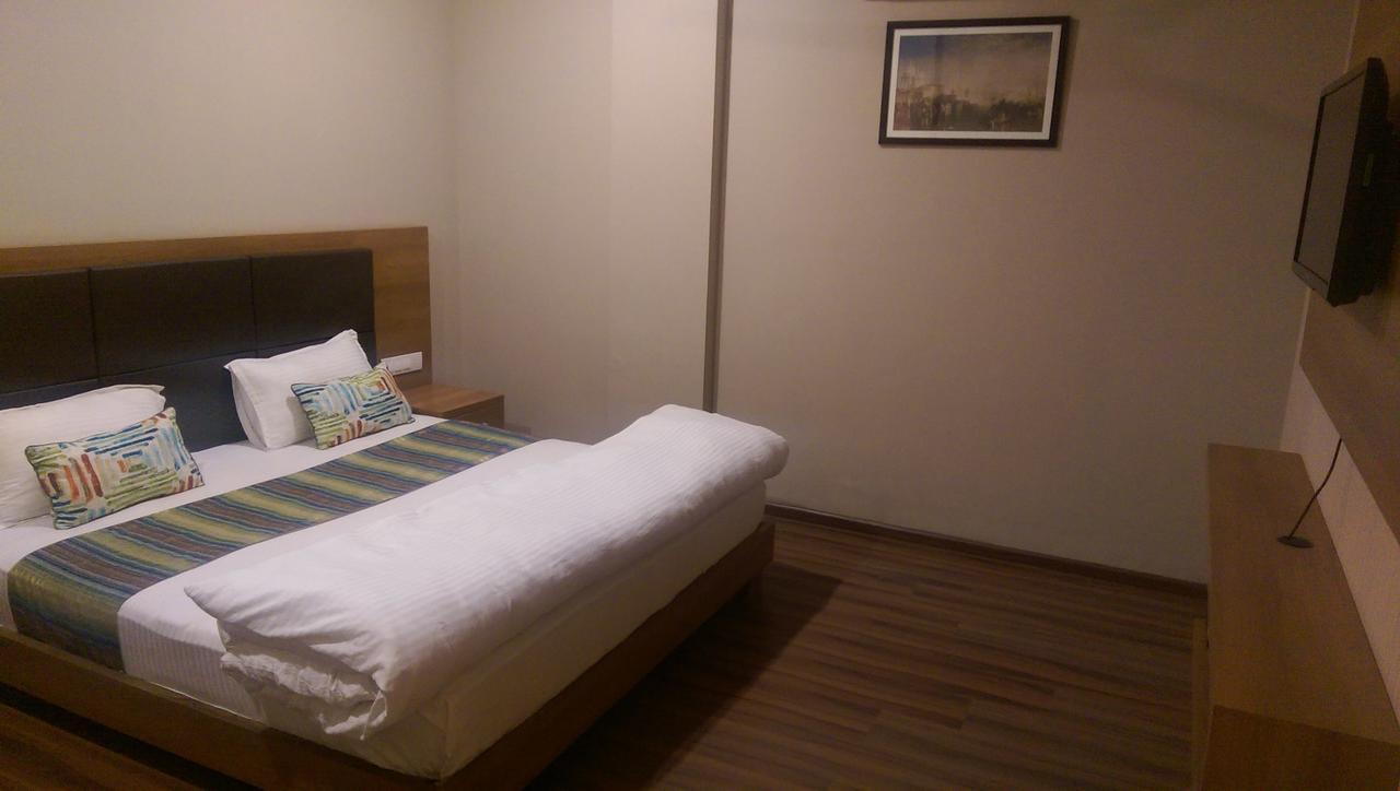 The Premier Hotel 코타 외부 사진