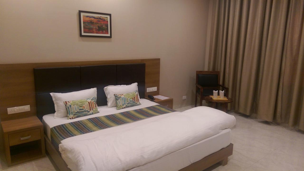 The Premier Hotel 코타 외부 사진